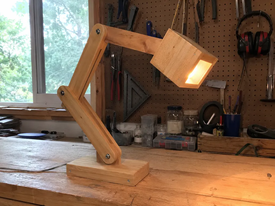 Articulating Desk Lamp